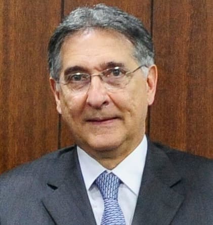 Retrato de Fernando Pimentel em 2015